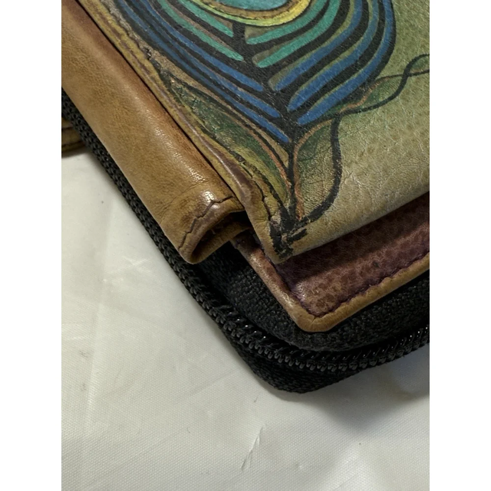 Anuska Wallet Peacock Lily Leather crossbody